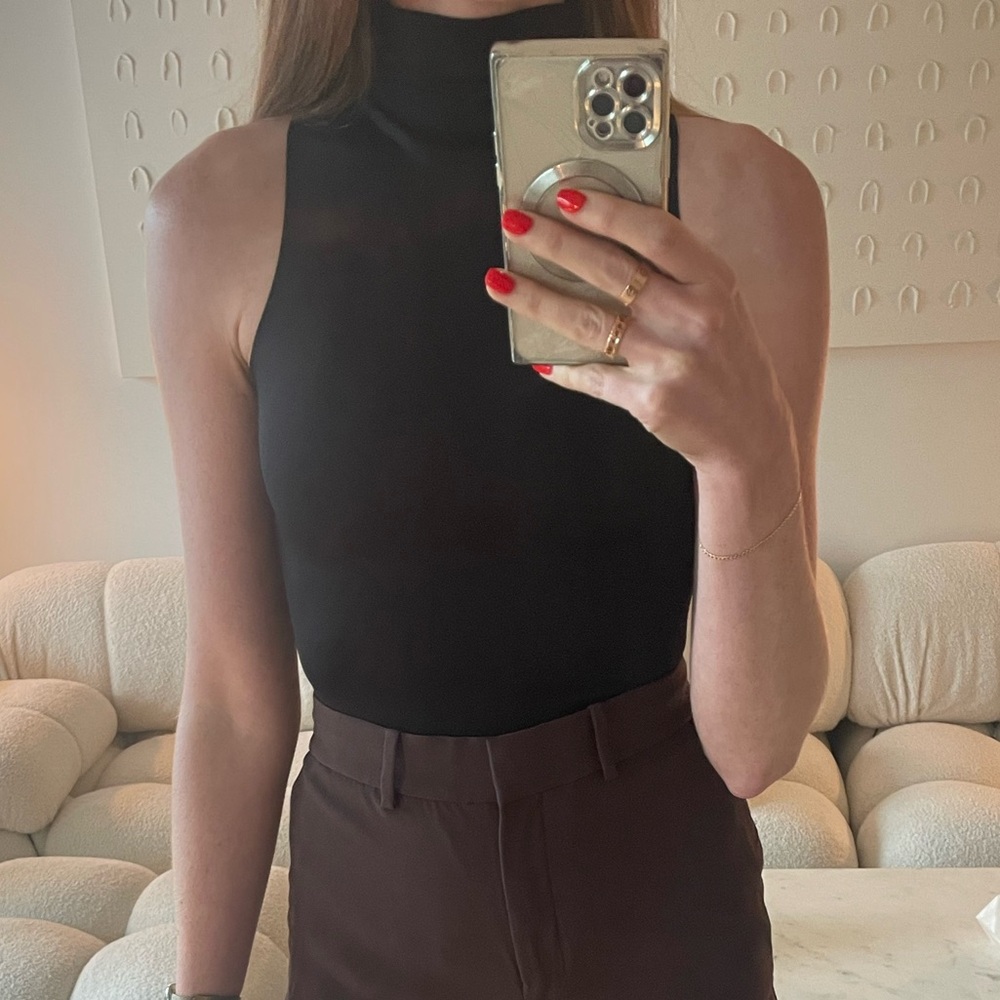 Good American Black Sleeveless Bodysuit